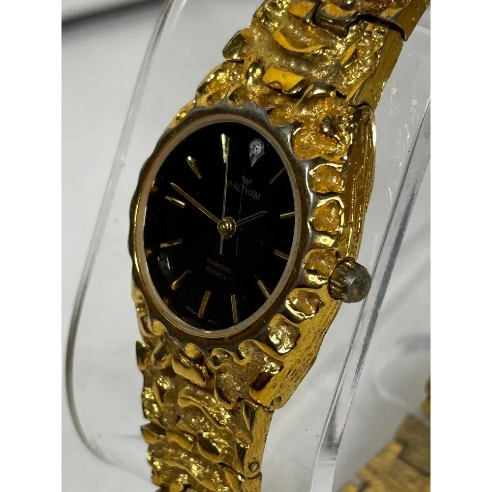 Vintage Waltham gold nugget type quartz women's watch, running